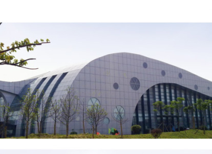 黄石会议中心外景网架工程