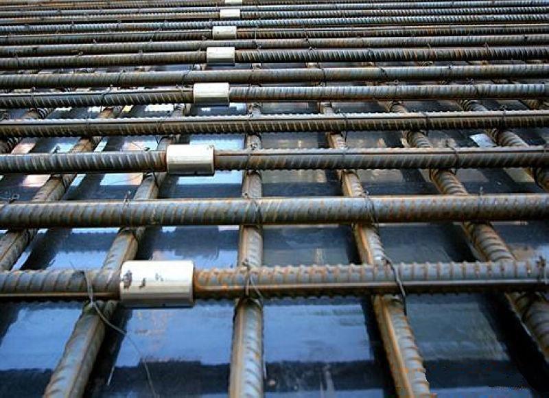 黄石为什么建楼房时，要在钢筋上加一排小圆环？原来作用这么大